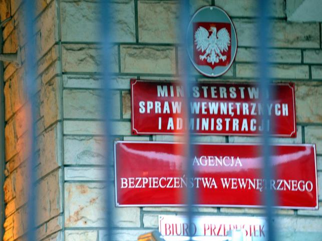 ABW prowadzi grę z pałacem Prezydenta