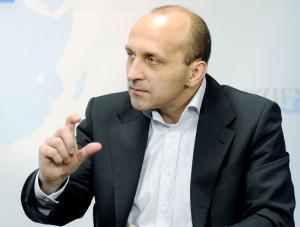 Po co bank Goldman Sachs zatrudnił Marcinkiewicza?