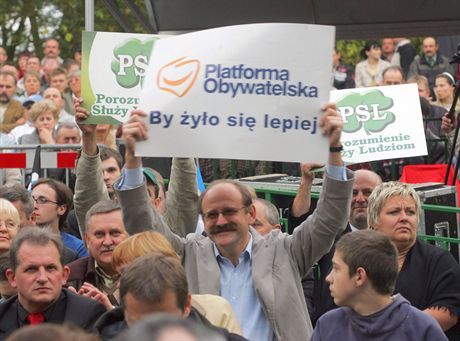 07.10.2007 WRZESNIA PRAWYBORY  DEBATA W AMFITEATRZE PAWLAK PSLAUMILLER SAMOOBRONAKORWIN MIKKE UPR LPR FOT IGOR MORYE