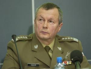 Konferencja prasowa nt stanu przygotowan kontyngentu wojskowego do udzialu w misji ISAF w Afganistanien/z gen. Franciszek GagorWarszawa, 8/03/2007fot. Artur Chmielewski