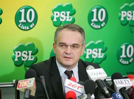 Sondaż "Wprost": Polacy najbardziej wierzą w Pawlaka