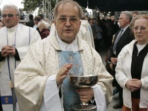 O. Rydzyk mówi o nękaniu Radia Maryja