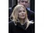 Sienna Miller przybywa do sądu w Londynie