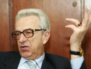 Prof. Zbigniew Lew-Starowicz:
