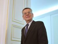 "Polski obóz śmierci". Nałęcz mówi, co zrobi Komorowski