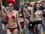 Studentki protestują bez staników. Taka bieda
