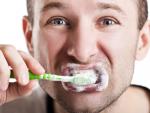 1. Myj zęby przed posiłkiem