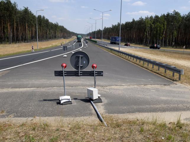 Czy Unia każe nam rozebrać autostrady