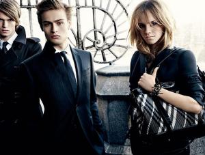 Emma Watson firmuje twarzą markę Burberry