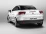 Nowe renault megane coupe-cabriolet -rasowy styl i francuski szyk zamknięty w niemal 4,5 metrowej karoserii. Najciekawszą rzeczą w tym aucie
jest automatycznie składany szkalny dach