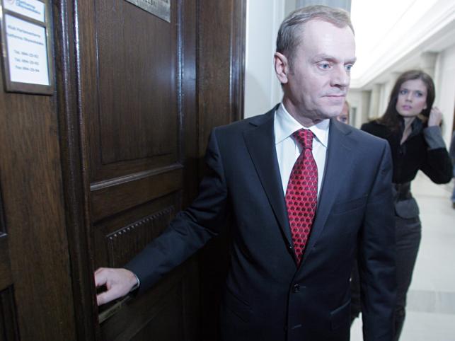 PO dołuje, PiS dostało skrzydeł