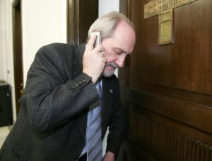 Sąd: Macierewicz nie musi przepraszać ITI