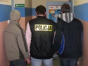 Dzieci kradły komórki w hipermarkecie