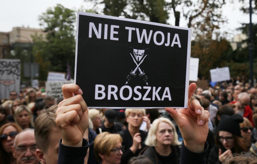 CZARNY PROTEST PRZED SEJMEM