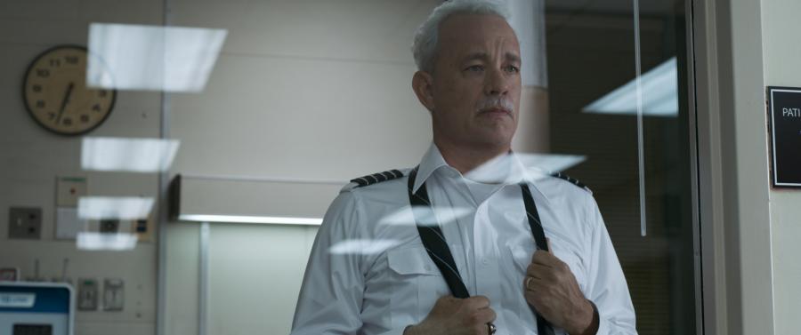 Film Clinta Eastwooda z Tomem Hanksem "Sully" od 2 grudnia 2016 w polskich kinach.